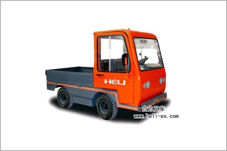濟(jì)寧叉車(chē)的保養(yǎng)分為四類(lèi)，即日常保養(yǎng)，一級(jí)保養(yǎng)，二級(jí)保養(yǎng)、三級(jí)保養(yǎng)，日常保養(yǎng)是每天都要進(jìn)行的保養(yǎng)